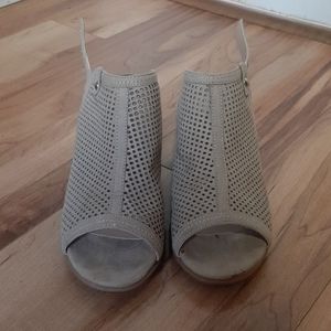 Steve Madden Beige Peeptoe Heel